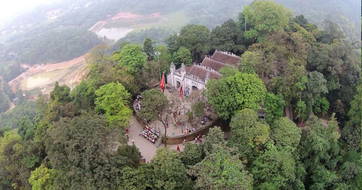 Khu di tích lịch sử quốc gia đặc biệt Đền Hùng