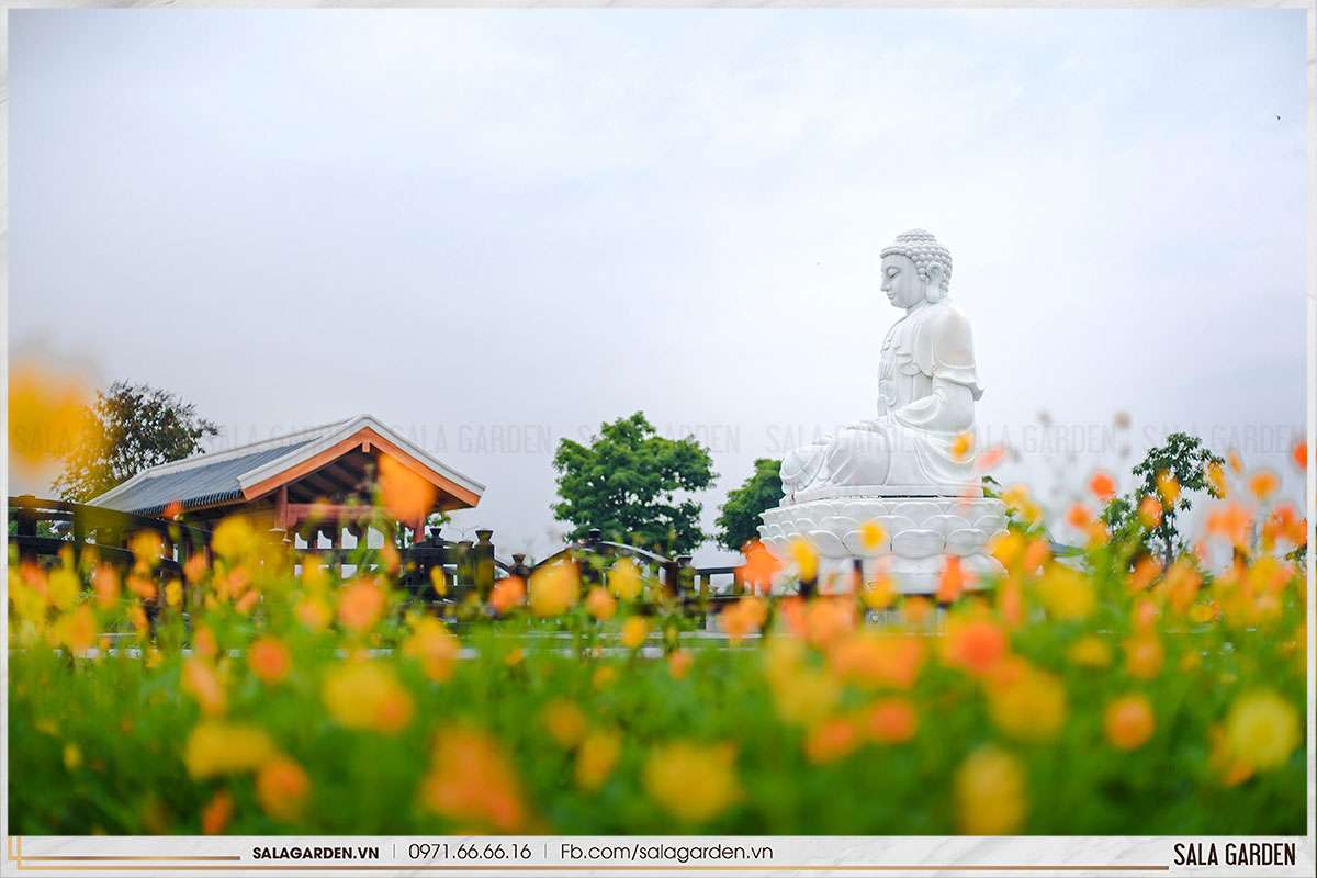 Tượng Phật A Di Đà – Điểm nhấn hoa viên Sala Garden