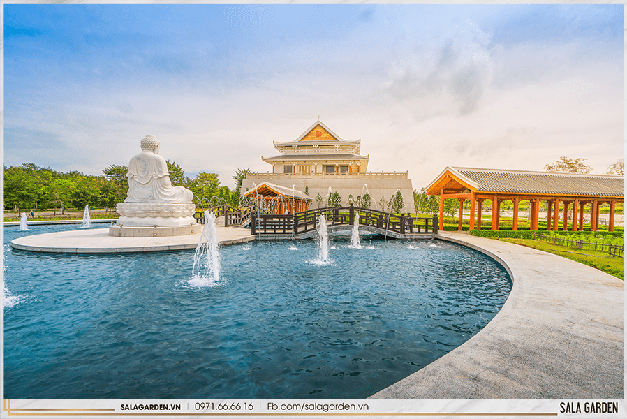 Không gian sinh thái tại đây cũng luôn tràn ngập sắc xanh cây cỏ, làn nước, bầu trời… tạo cảm giác trong lành, thanh tịnh, gần gũi với thiên nhiên.